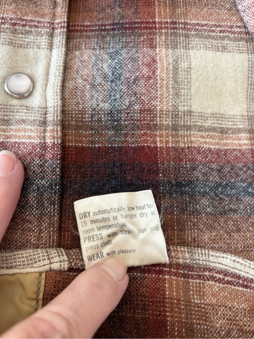 Pendleton snap Western L Lg 100% pure wool men’s long sleeve shirt. GREAT cond - Picture 9 of 12